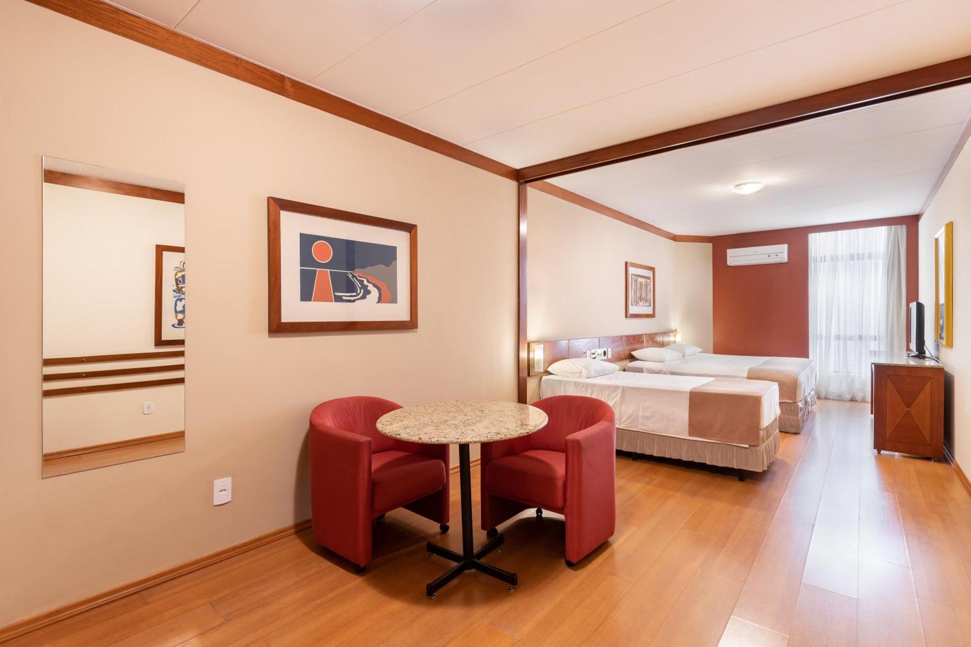 Hotel Crystal 4*