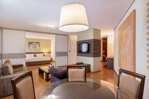 Crystal Hotel 4*