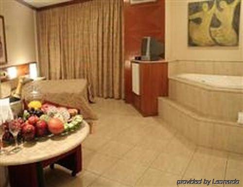 Crystal Londrina